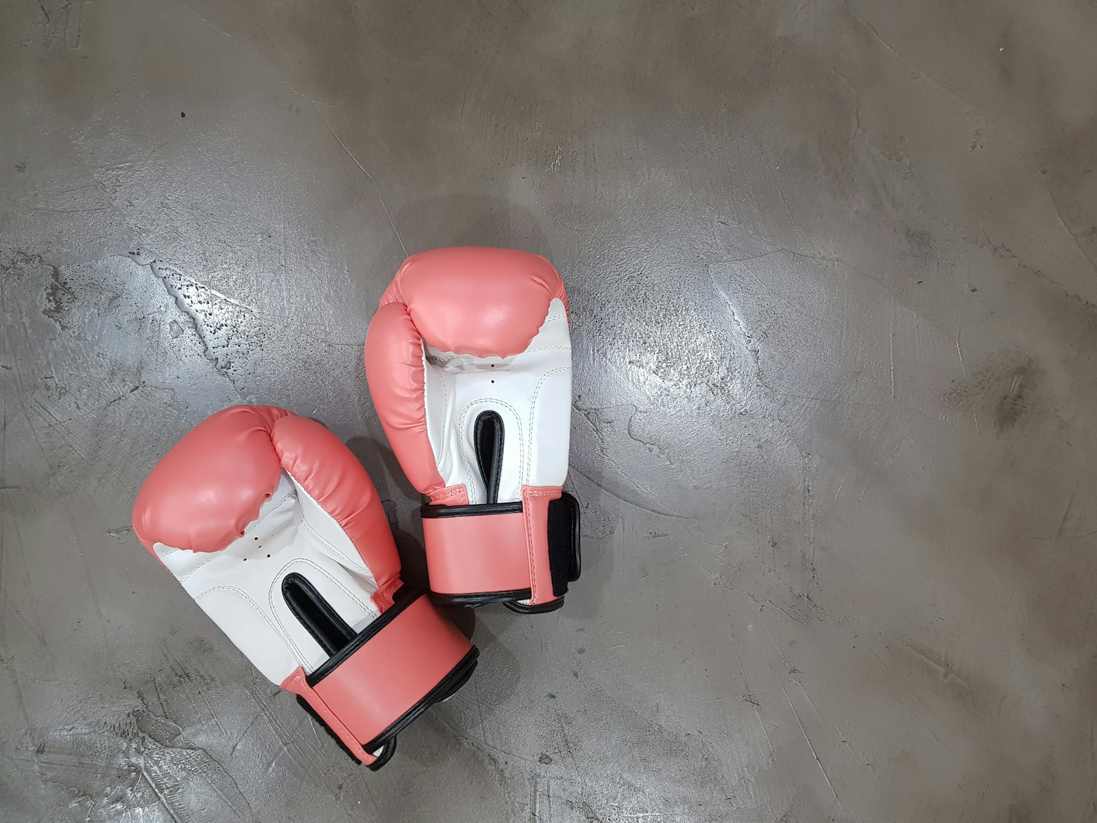 Wie viele Oz an Boxhandschuhen für Frauen?